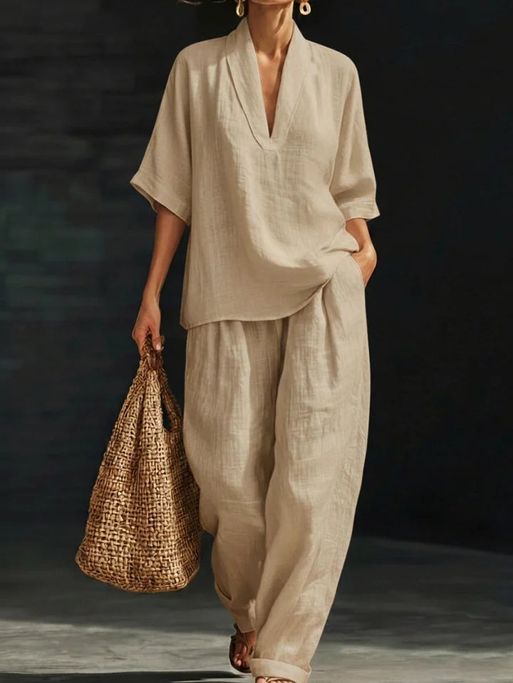 Conjunto de senhora em linho de duas peças, casual e confortável.