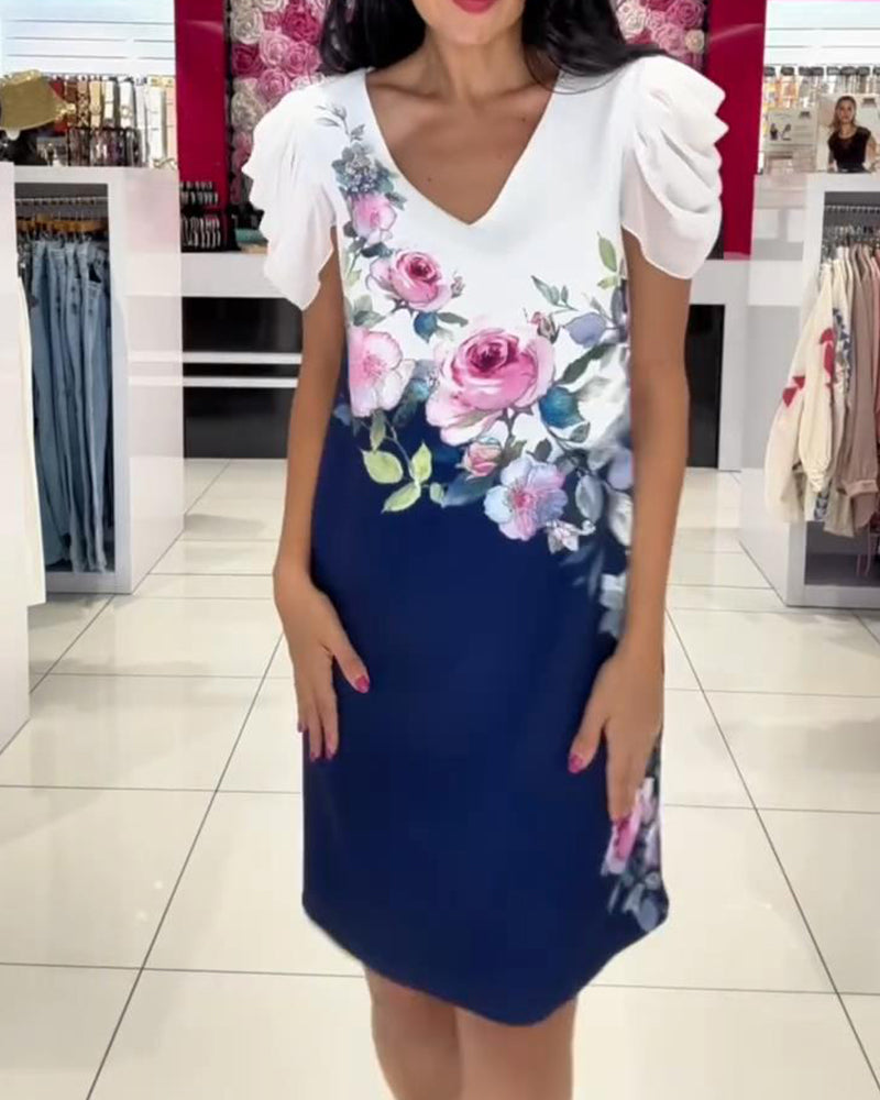 Vestido floral com decote em V