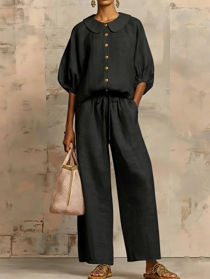 Elegante conjunto de linho de duas peças, composto por camisa e calças de pernas largas