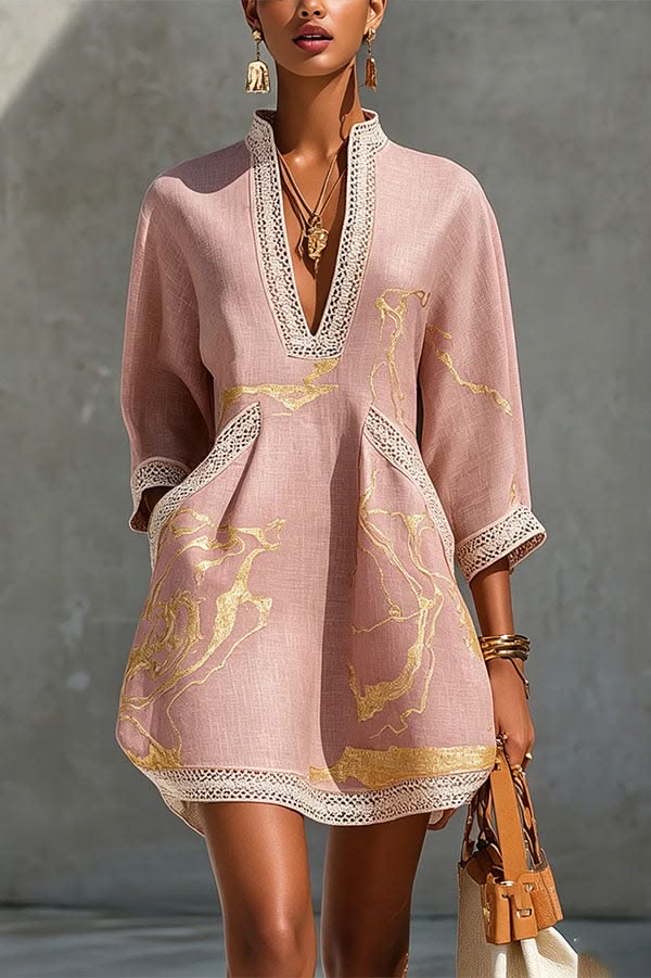 Elegante minivestido de renda com decote em V