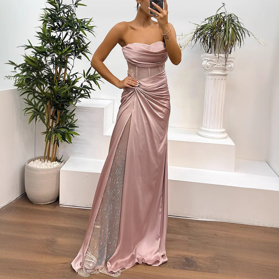Vestido em malha com corte lateral