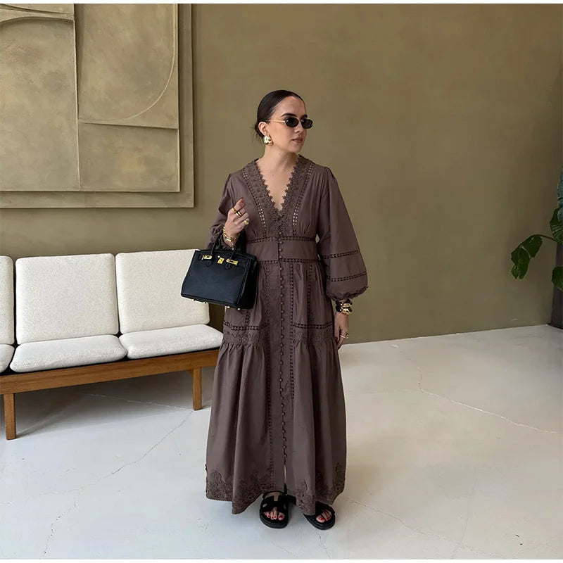 Elegante saia comprida de renda sólida com decote em V