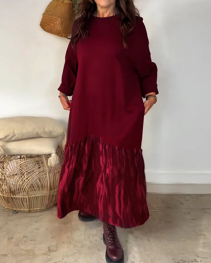 Vestido de gola redonda com estampado patchwork irregular