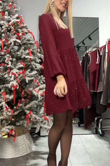Vestido casual para mulher com decote redondo e strass