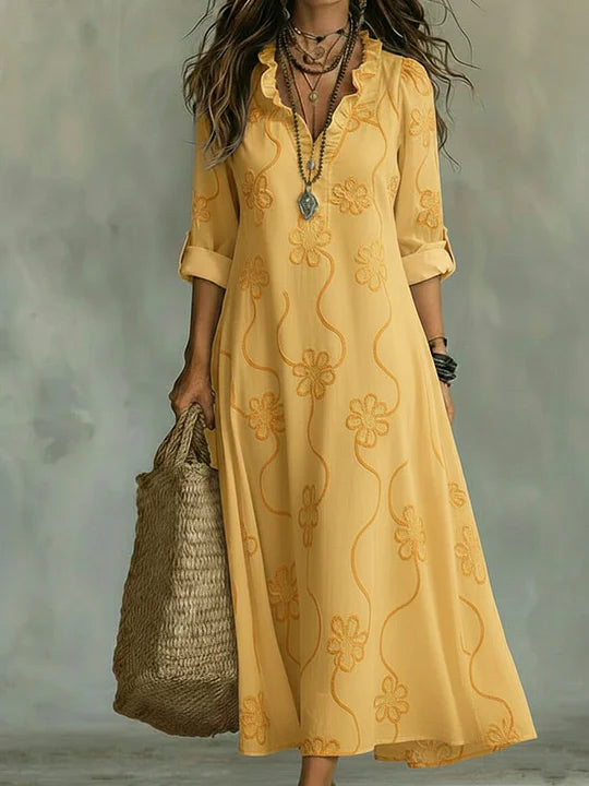 Vestido evasé floral em estilo retro com gola franzida