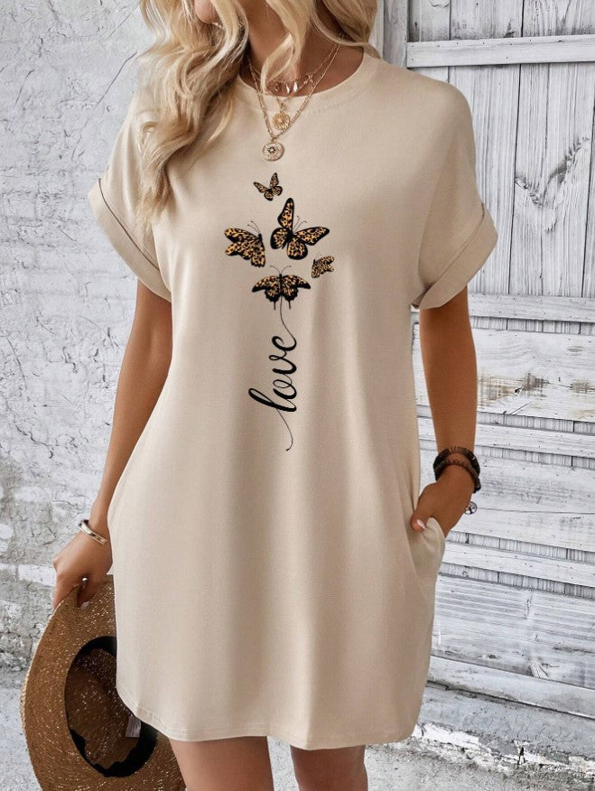 Vestido t-shirt com monograma e mangas estilo morcego
