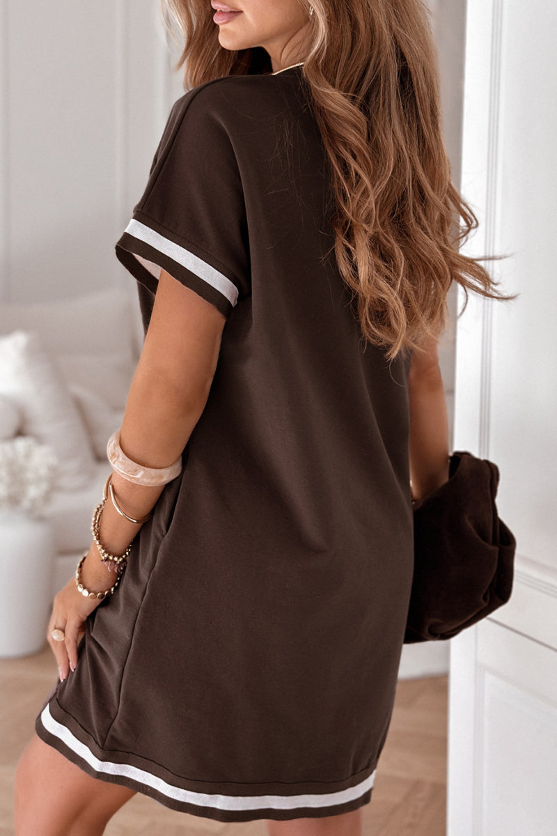 Vestido casual para mulher com cores contrastantes