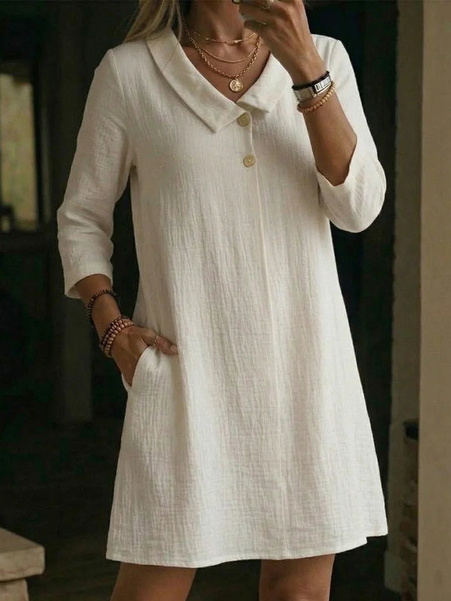 Vestido de menina com lapelas