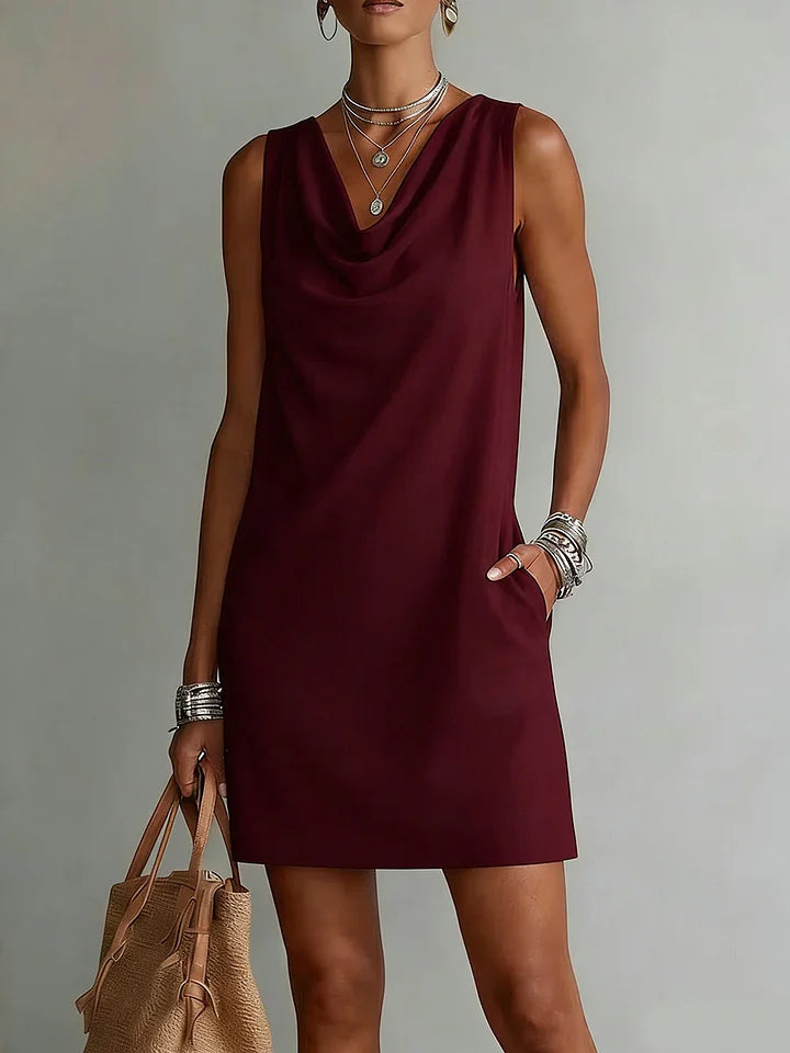 Vestido de algodão sem mangas com decote em V
