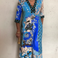 vestido com estampa floral e decote em V