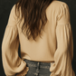 Camisa casual amarela em algodão com bordado floral