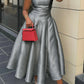 Vestido de menina com decote em V e cintura evasé
