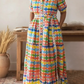 Vestido camiseiro com gola e estampado artístico de quadrados coloridos