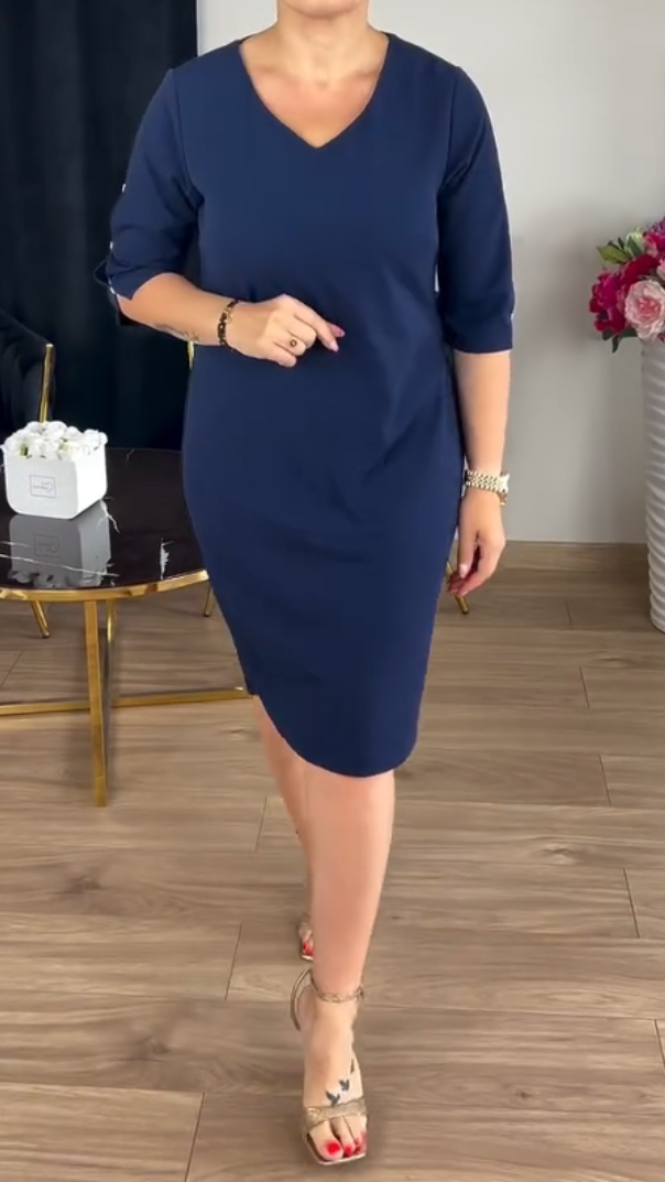 Vestido de menina com decote em V e meia manga até ao joelho