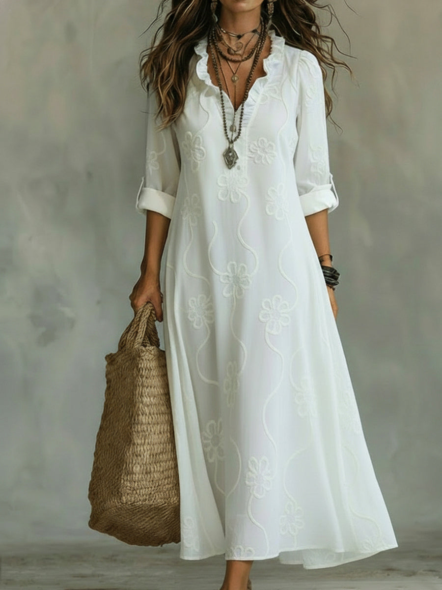 Vestido evasé floral em estilo retro com gola franzida