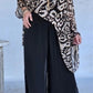 Conjunto casual para menina com blusa e calças estampadas e decote redondo
