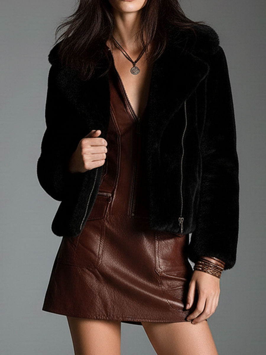 Vestido castanho de couro macio com bolsos 2025