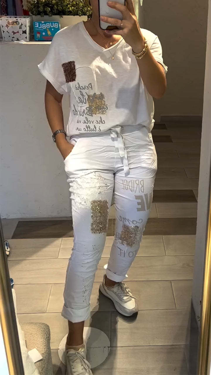 Conjunto casual de blusa e calças para menina com decote em V e estampado dourado