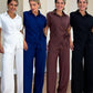 Um conjunto elegante com atilhos frontais