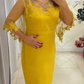 Vestido elegante com detalhes em renda para mulher