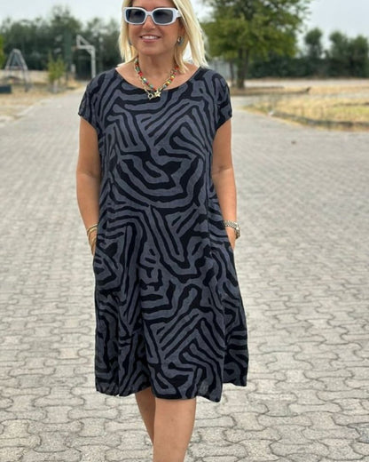 Tahlia™ - Vestido com estampado fino e gola redonda