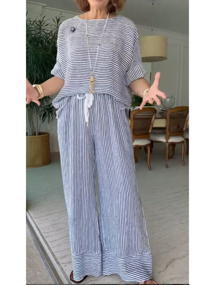Conjunto de camisa de mulher às riscas de algodão e linho e bojo