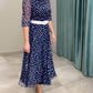 Vestido de manga curta em chiffon com bolinhas