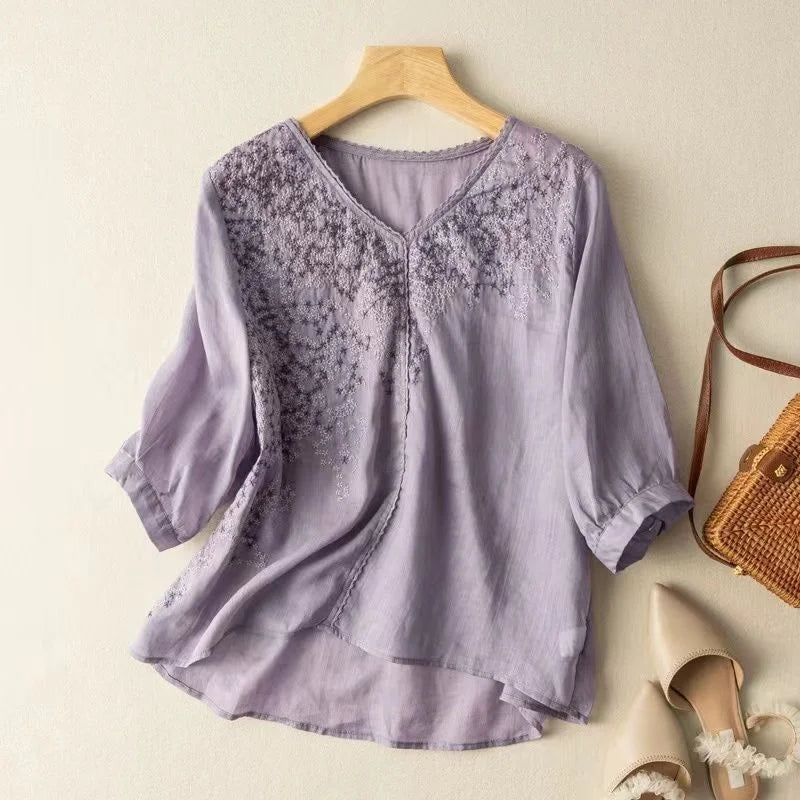 🔥【M-3XL】Camisa solta de renda bordada para mulher