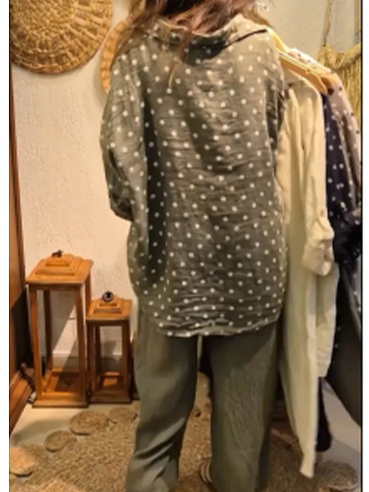 Conjunto casual de duas peças em linho e algodão com estampado de bolinhas