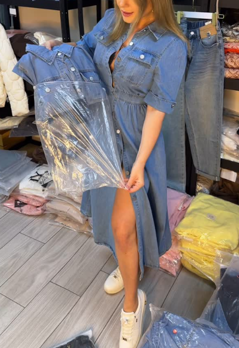 Vestido de ganga com lapela da moda