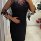 Vestido elegante com detalhes em renda para mulher