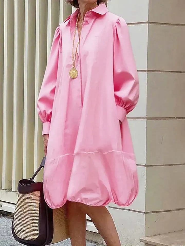 Vestido curto de mulher em algodão