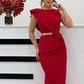 Vestido elegante para mulher com folhos e design incrustado de diamantes