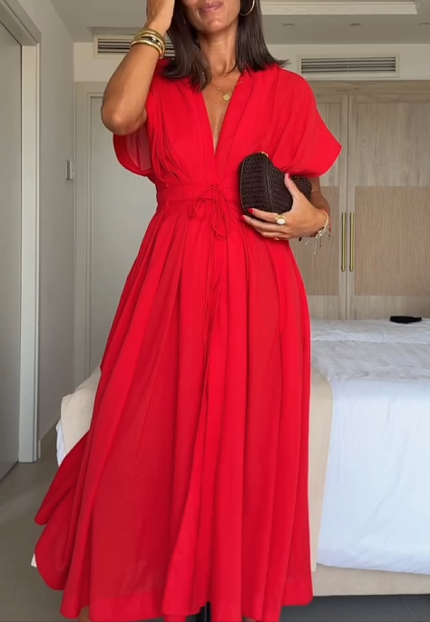 Vestido midi para mulher com decote em V e detalhe de atilhos