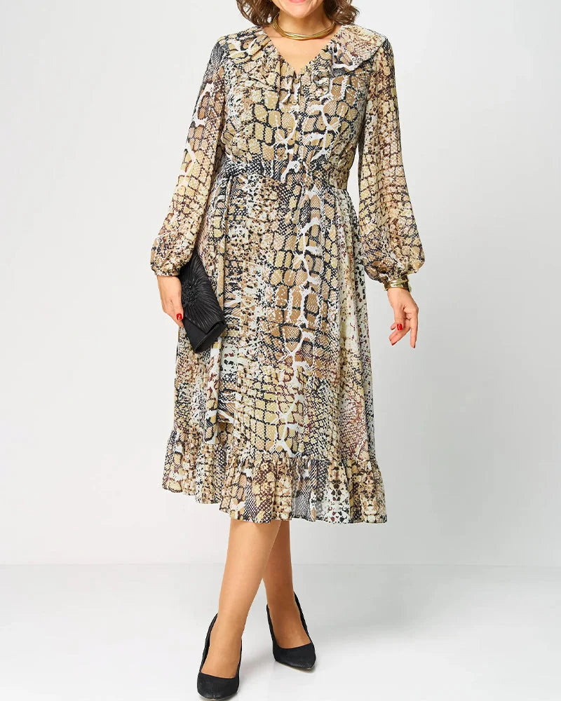 Vestido com folhos e mangas abalonadas