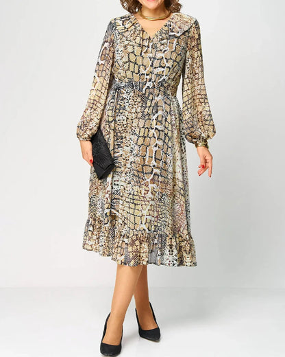 Vestido com folhos e mangas abalonadas