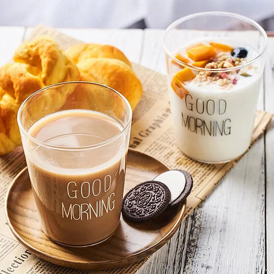 Copo de pequeno almoço bom dia