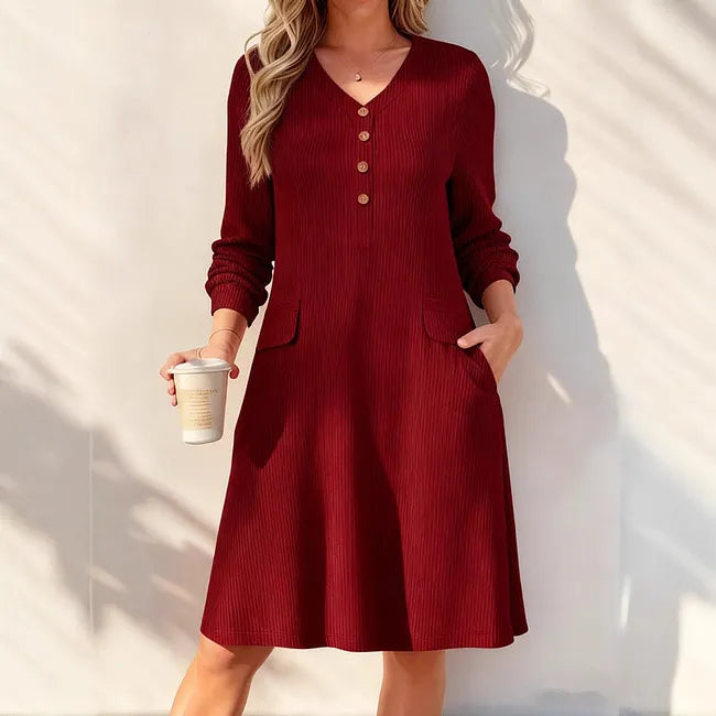 Vestido de malha para mulher com decote em V e riscas verticais