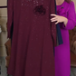 Vestido elegante com gola redonda