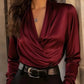 Camisa feminina elegante e elegante com decote em V