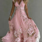 Elegante vestido de chiffon para mulher com renda bordada e decote em V profundo.