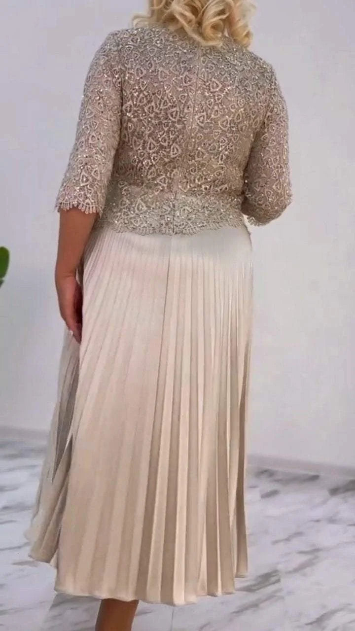 Vestido de menina com decote redondo e lantejoulas
