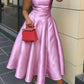Vestido de menina com decote em V e cintura evasé