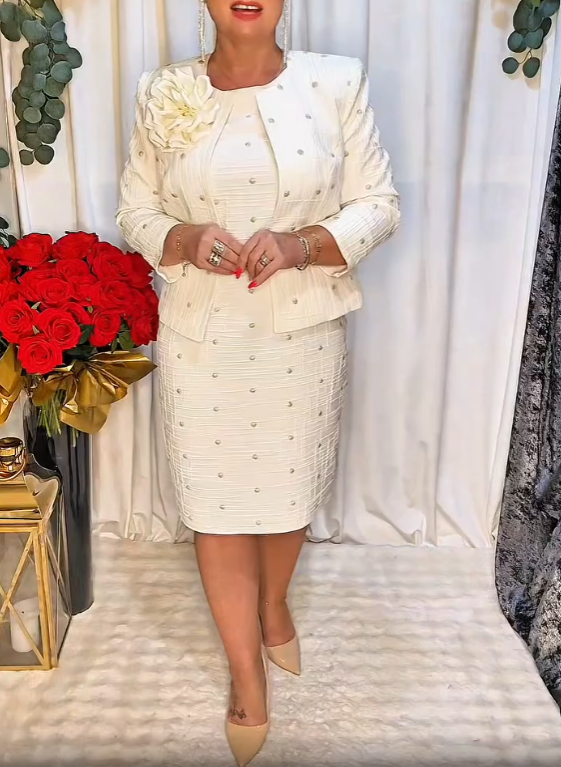 Vestido floral elegante de duas peças