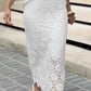 Elegante saia feminina de renda vazada e corte justo