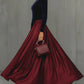Vestido comprido com blocos de cor em veludo azul e cetim bordeaux