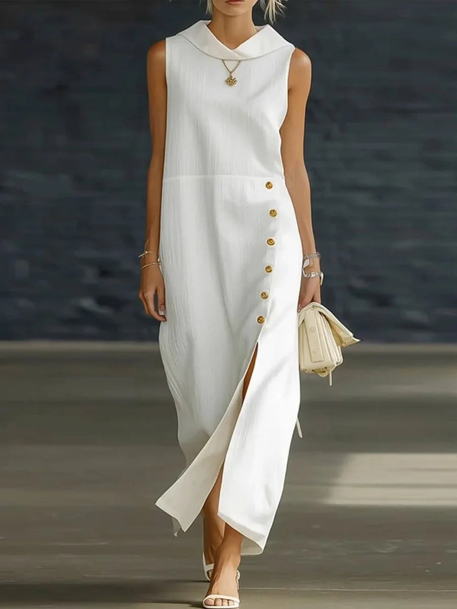 Vestido casual largo, sem gola e sem mangas, confecionado em algodão e linho.