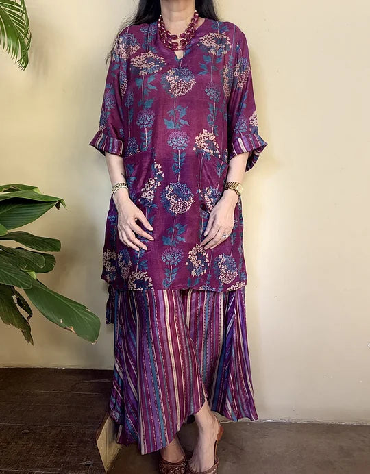 Conjunto de cordão floral estampado em algodão