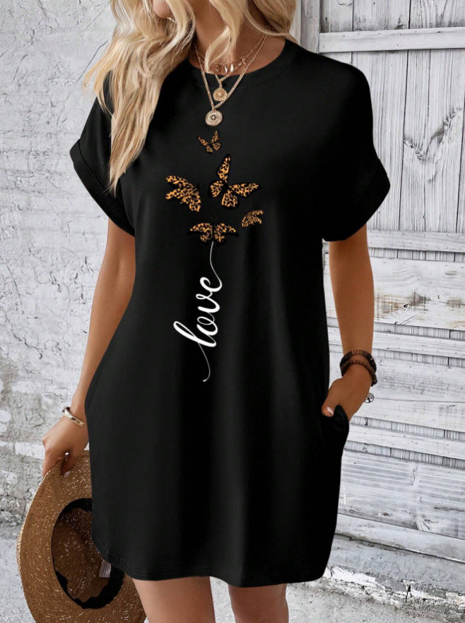 Vestido t-shirt com monograma e mangas estilo morcego