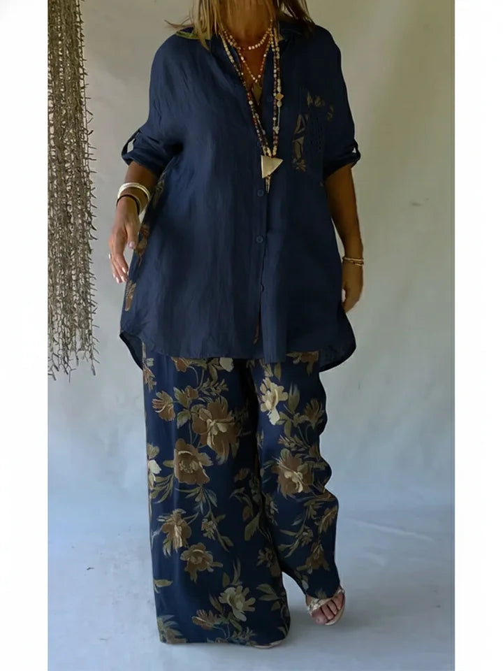 Conjunto de duas peças casual com estampado floral, composto por camisa e calças em linho e algodão